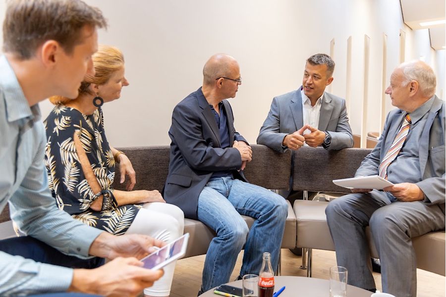 ihk-ffm-business-club-portraits-1499 ©David Vasicek 900 600 oC