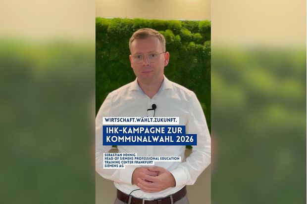  Sebastian Hennig – Head of Siemens Professional Education Training Center Frankfurt, Siemens AG
