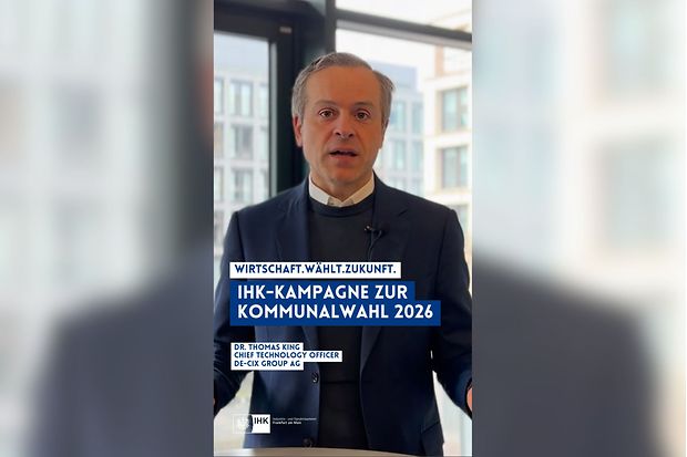  Dr. Thomas King, Chief Technology Officer, DE-CIX Group AG
